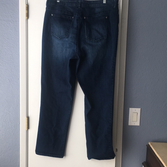 Gloria Vanderbilt jeans - Picture 3 of 5